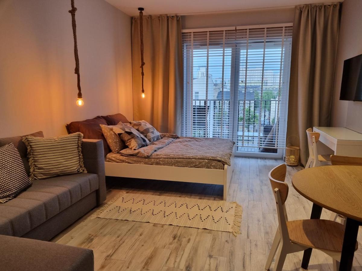 Apple Apartments - Gdanska Prywatne Miejsce Parkingowe Łódź Exteriör bild